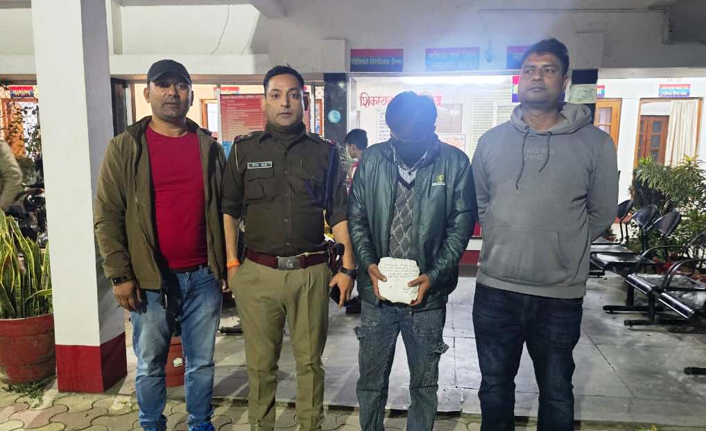 हल्द्वानी: SOG–कोतवाली पुलिस की बड़ी कार्रवाई, 896 ग्राम चरस के साथ तस्कर गिरफ्तार